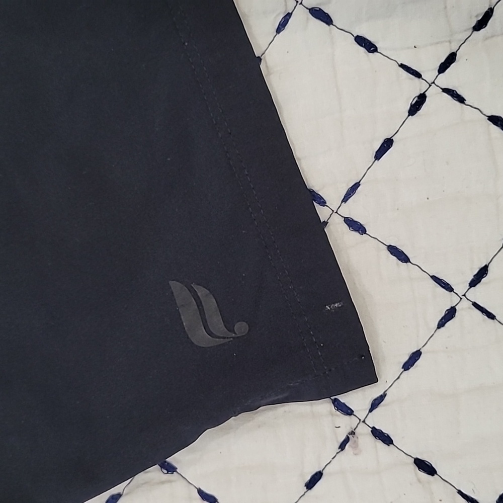 FABLETIC SPORT SHORTS - Picture 2 of 2